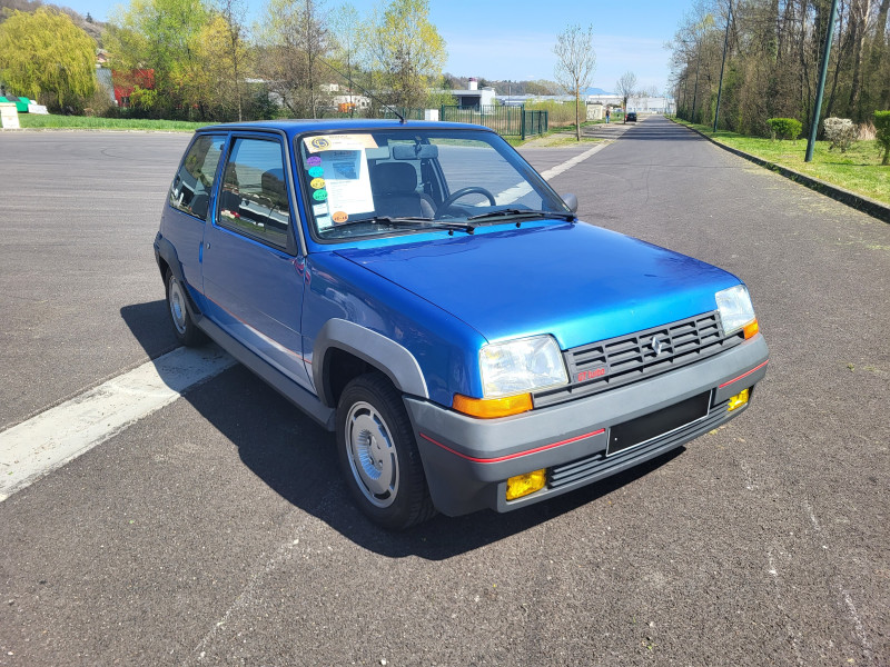 RENAULT R5 GT TURBO.