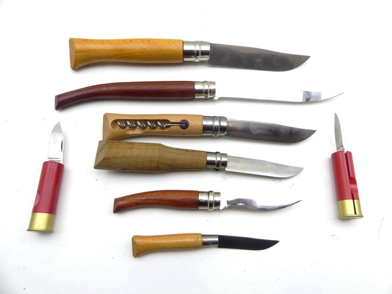 LOT DE 6 COUTEAUX OPINEL