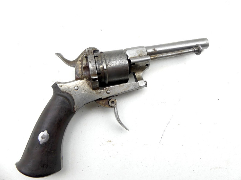REVOLVER DE POCHE A BROCHE INCOMPLET.