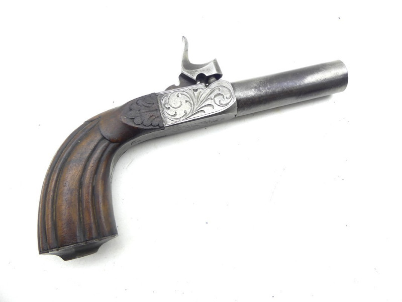 PISTOLET DE POCHE A PERCUSSION XIXe.