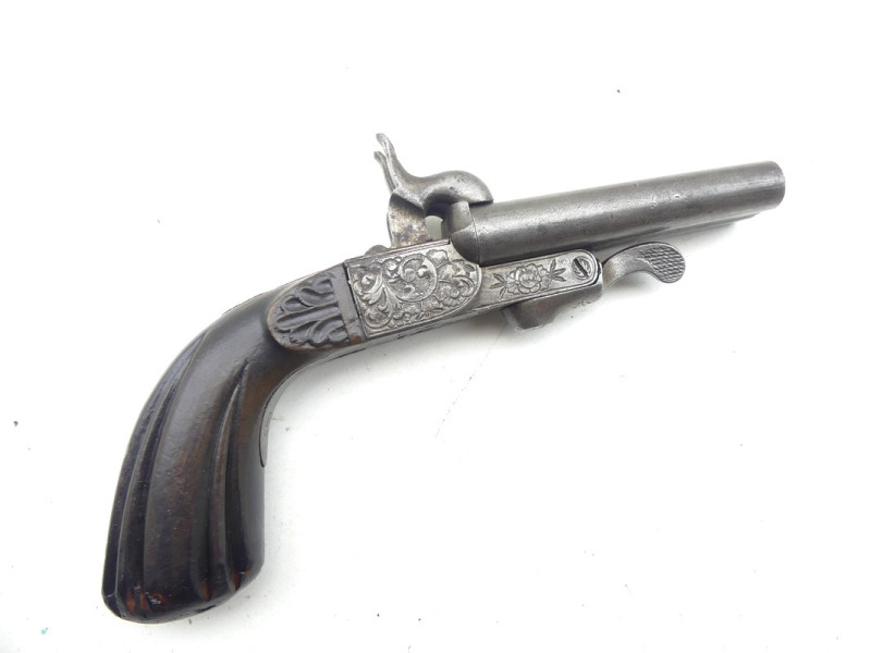 PISTOLET DE POCHE A BROCHE 2 CANONS JUXTAPOSES.
