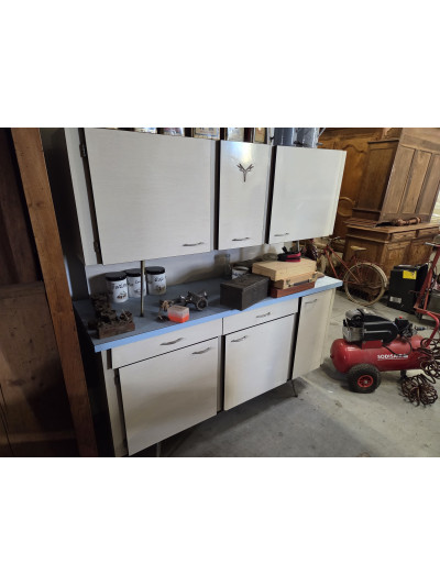 BUFFET DE CUISINE STYLE MADO