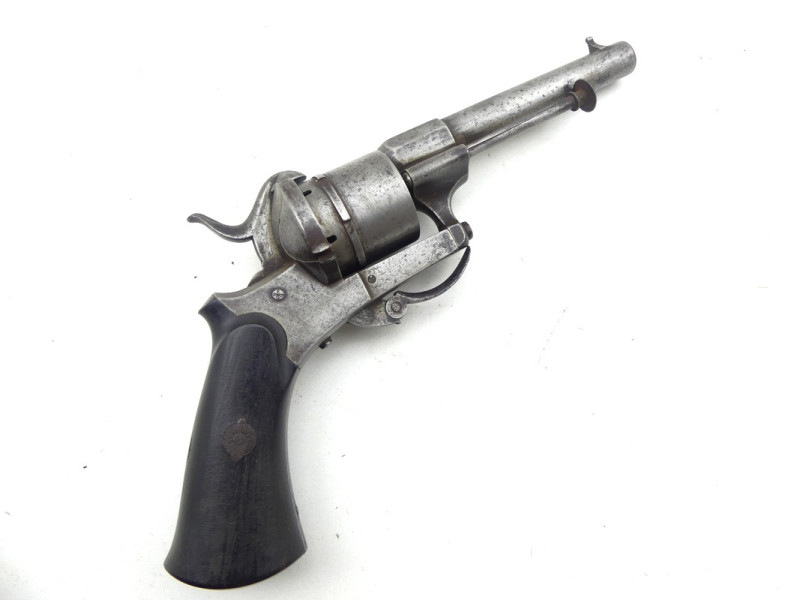 REVOLVER DE POCHE TYPE LEFAUCHEUX.