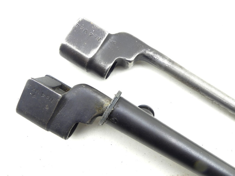 GRANDE-BRETAGNE LOT 2 BAIONNETTES N°4 MK II.