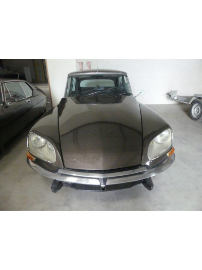 CITROËN DS 23 INJECTION.