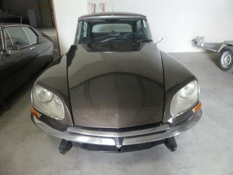 CITROËN DS 23 INJECTION.