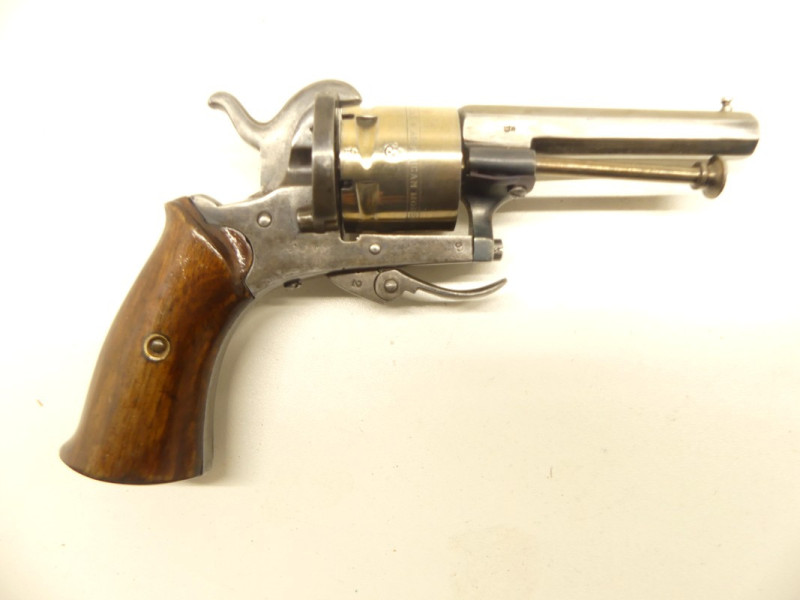 REVOLVER DE POCHE TYPE LEFAUCHEUX.