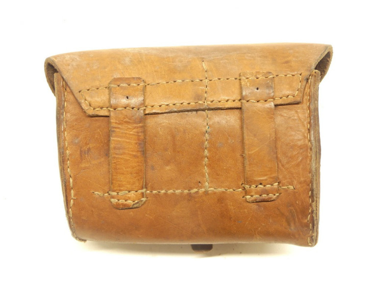 NECESSAIRE ENTRETIEN ARMEE SOVIETIQUE APRES-GUERRE. NECESSAIRE ENTRETIEN ARMEE SOVIETIQUE APRES-GUERRE.