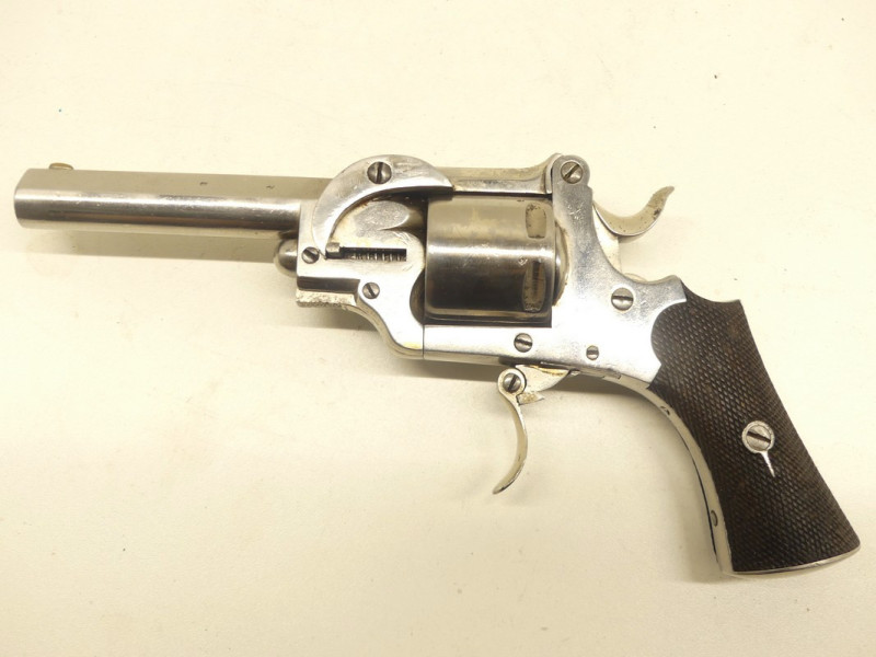 REVOLVER HILL’S SELF EXTRACTOR. REVOLVER HILL’S SELF EXTRACTOR.