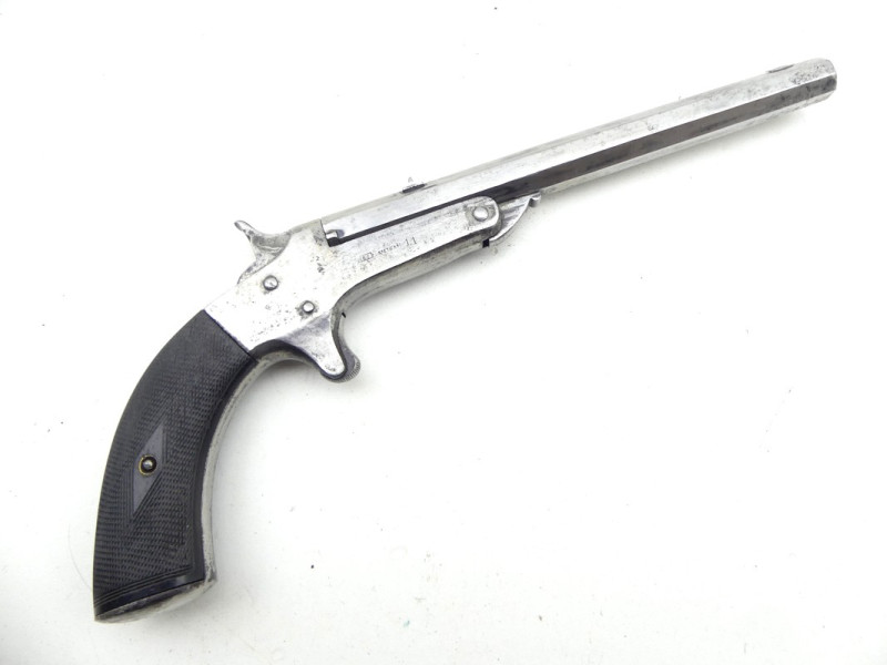 PISTOLET MONOCOUP CALIBRE 22.