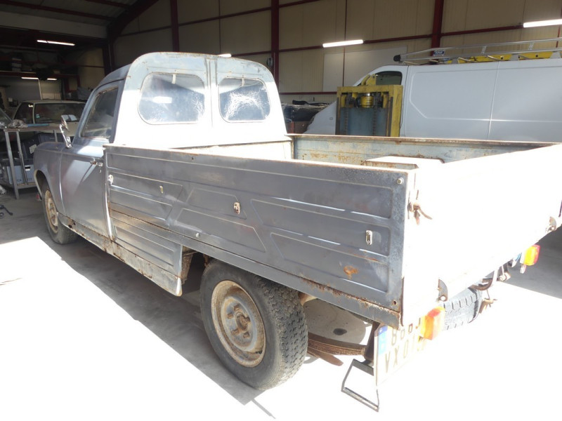 PEUGEOT 403 PLATEAU.