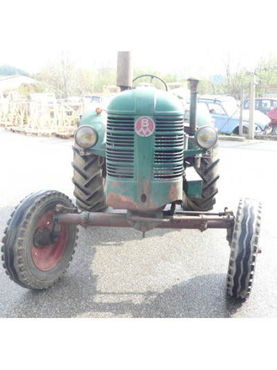 TRACTEUR BOLINDER BM230