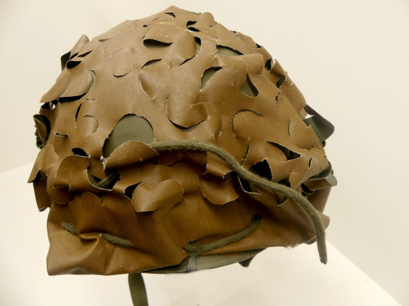 CASQUE MODELE F1 ARMEE FRANCAISE. CASQUE MODELE F1 ARMEE FRANCAISE.