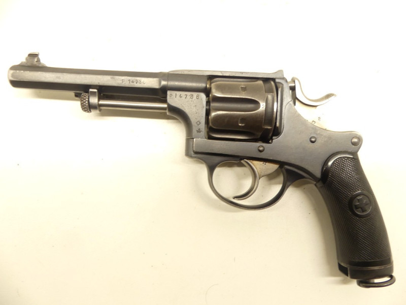 REVOLVER D’ORDONNANCE SUISSE MODELE 1882. REVOLVER D’ORDONNANCE SUISSE MODELE 1882.