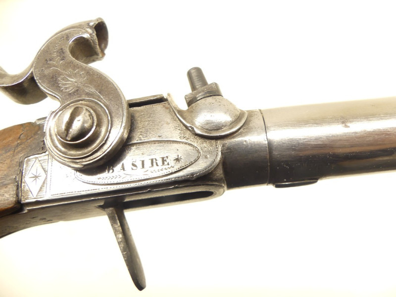 PISTOLET DE POCHE A PERCUSSION XIXe.